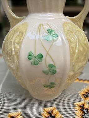 Belleek Shamrock Hand Painted ‘55 to ‘65 Hallmark Pearlized Panel Vase 8” Tall